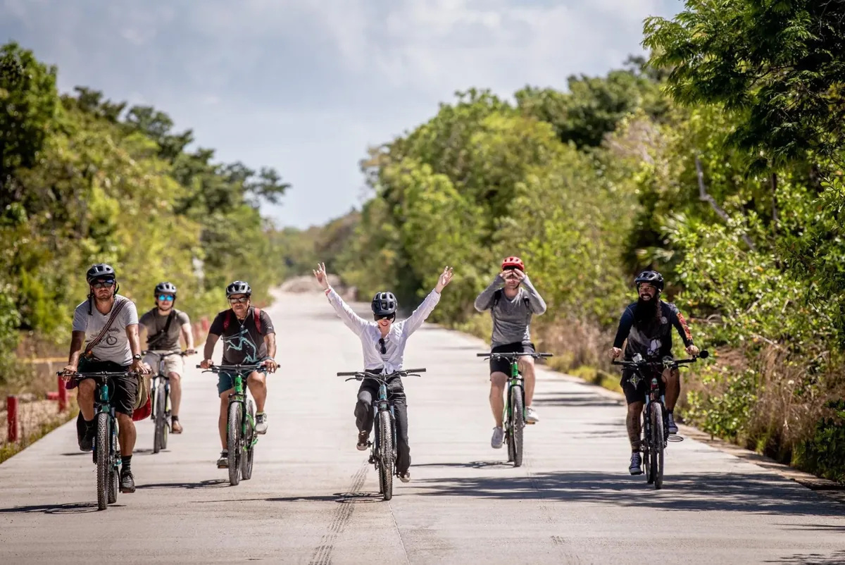 Tulum: Guided Bike Tour of Tulum Ruins, Tacos & Cenote